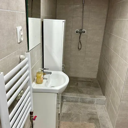 Atlas 2 Apartman Révkomárom